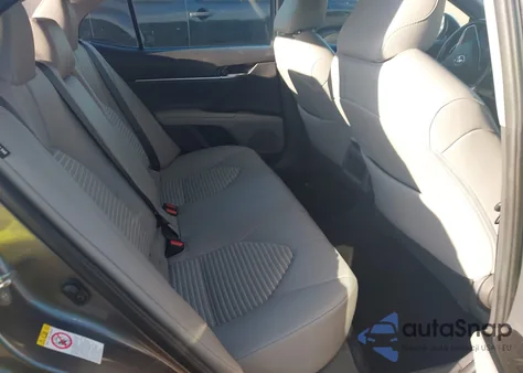 2019 Toyota Camry Se z USA, uszkodzony, nr VIN 4T1B11HK7KU686515